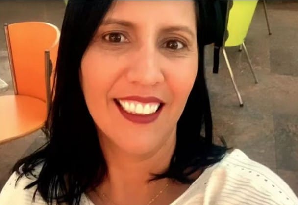 Mulher morre em acidente e família descobre corpo trocado durante enterro; entenda como ocorreu a troca